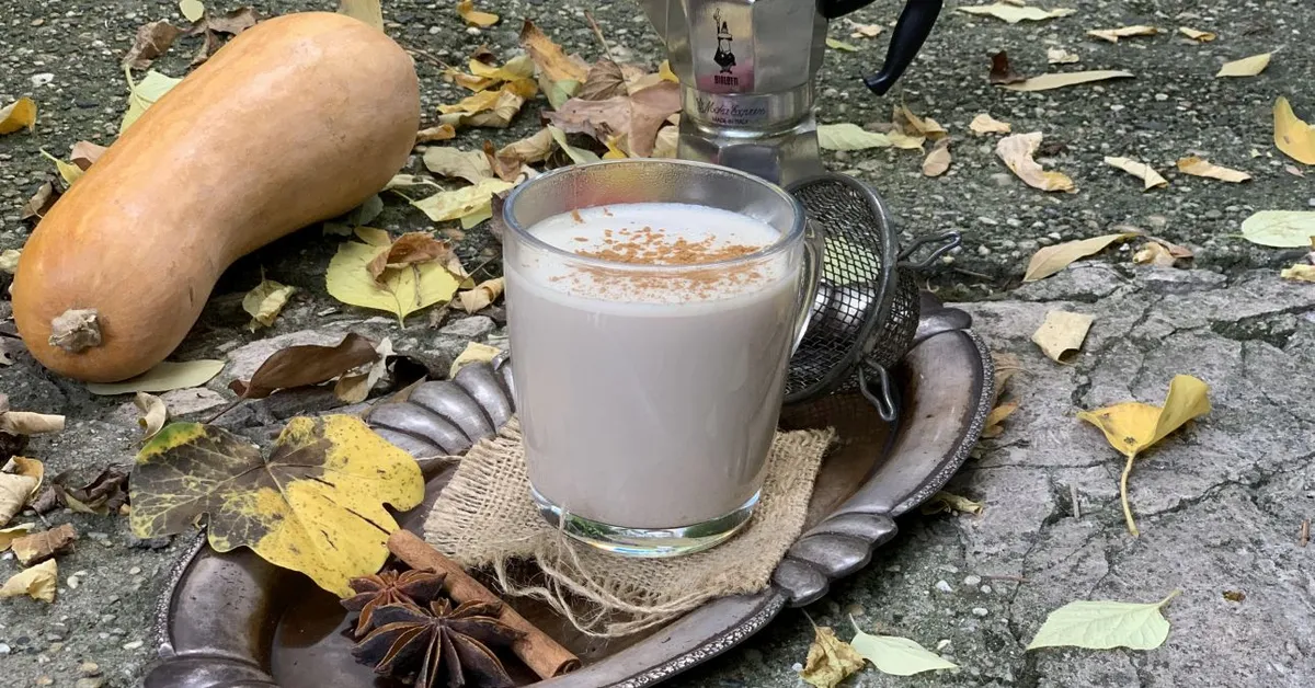 De favoriet van de herfst: pumpkin spice latte makkelijk en voordelig thuis maken