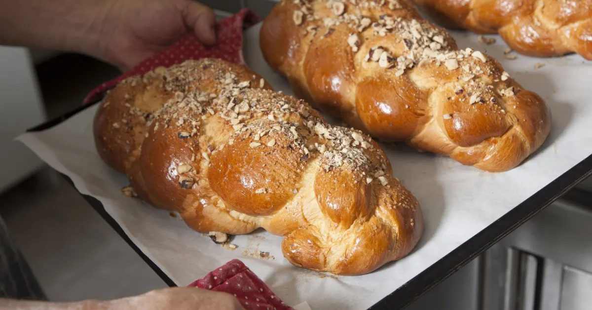 Paasbrood uit de Airfryer met Gábor, de huisbakker: zo bak je een luchtig en perfect paasbrood!
